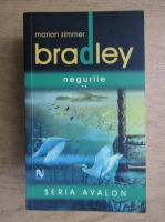Marion Zimmer Bradley - Negurile (volumul 2)