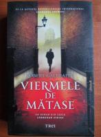 Robert Galbraith - Viermele de matase