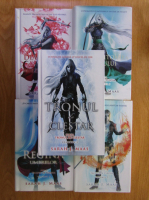 Sarah J. Maas - Tronul de Clestar (5 volume)