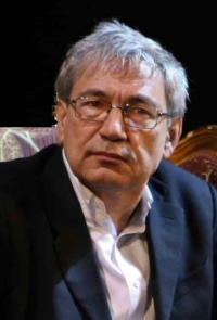 Orhan Pamuk - Femeia cu parul rosu